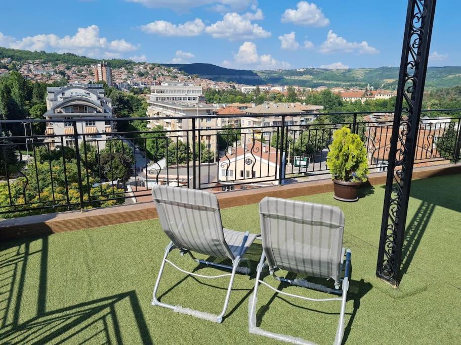 Unique Studio- Great Balcony And View! Parking Possibility! Wielkie Tyrnowo Zewnętrze zdjęcie