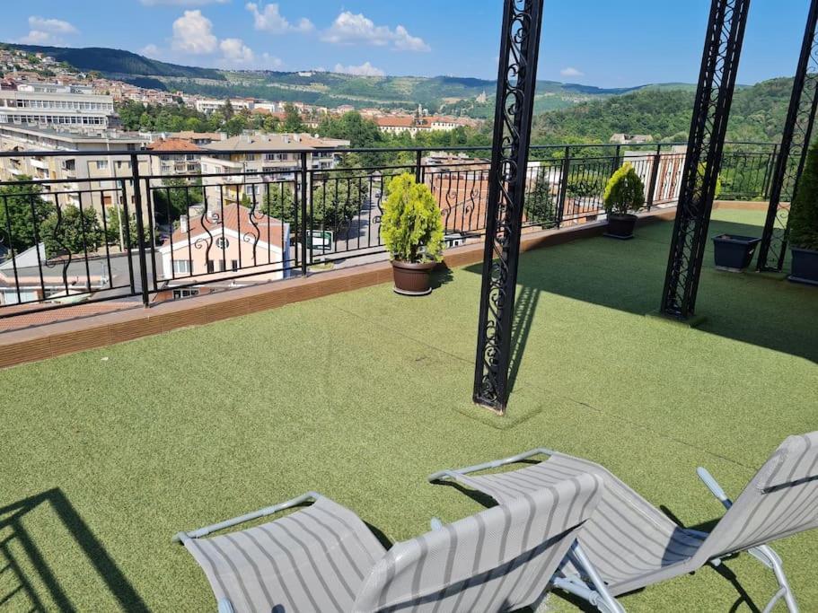Unique Studio- Great Balcony And View! Parking Possibility! Wielkie Tyrnowo Zewnętrze zdjęcie